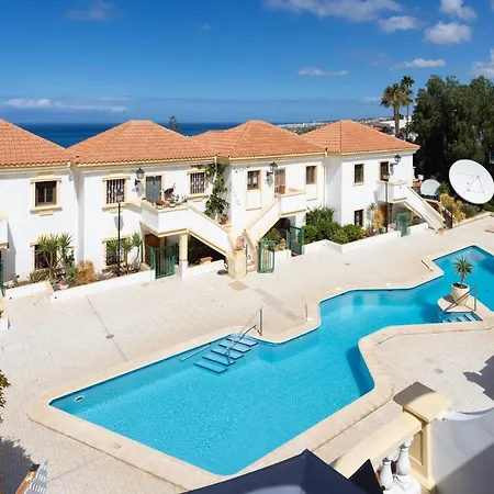 Stylish Design With Ocean, Pool View, King Size Bed, Wifi, Smart Tv, Free Parking 2 Pools Access Apartament