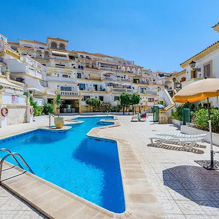 Apartman Stylish Design W Ocean & Pool View, King Size Bed, Wifi,2 Smart Tv, Street Parking, 2 Pools Access